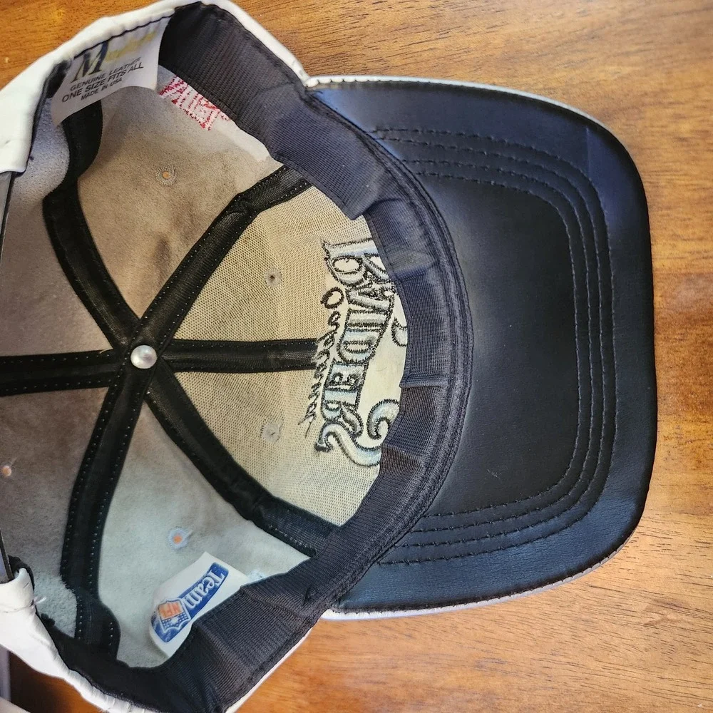 Vintage Oakland Raiders Hat Snap Back Genuine Leather USA‎ Made 90s NFL Logo